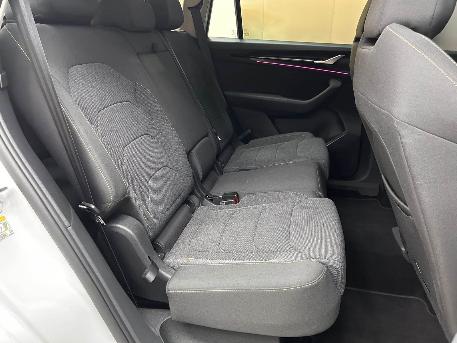 Fahrzeugabbildung SKODA Kodiaq 2.0 TDI DSG 4x4 Select 7SI+MEMO+LED++AHK+