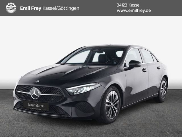 Mercedes-Benz A180 Progressive NAVI LED DISTRONIC VOLLDIGI