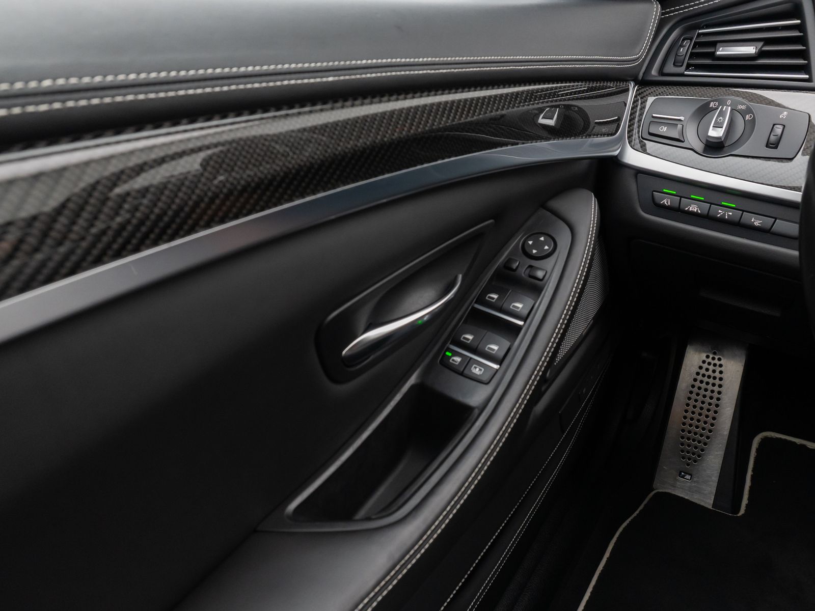 Fahrzeugabbildung BMW M5 Competition Edition 1/200 360°HUD B&O SoftCl