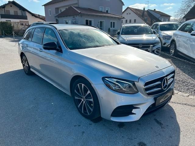 Mercedes-Benz E 400 d4Matic*Multibeam LED*WideScreen*AMG-Line