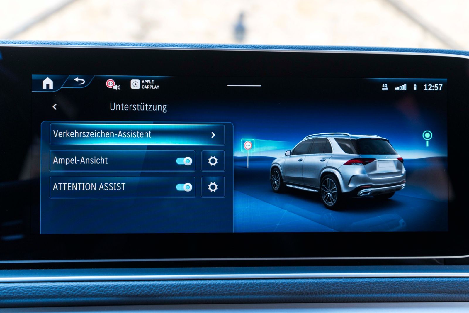 Fahrzeugabbildung Mercedes-Benz GLE 350de 4Matic AMG 3D KAM BURMESTER ACC LUFT