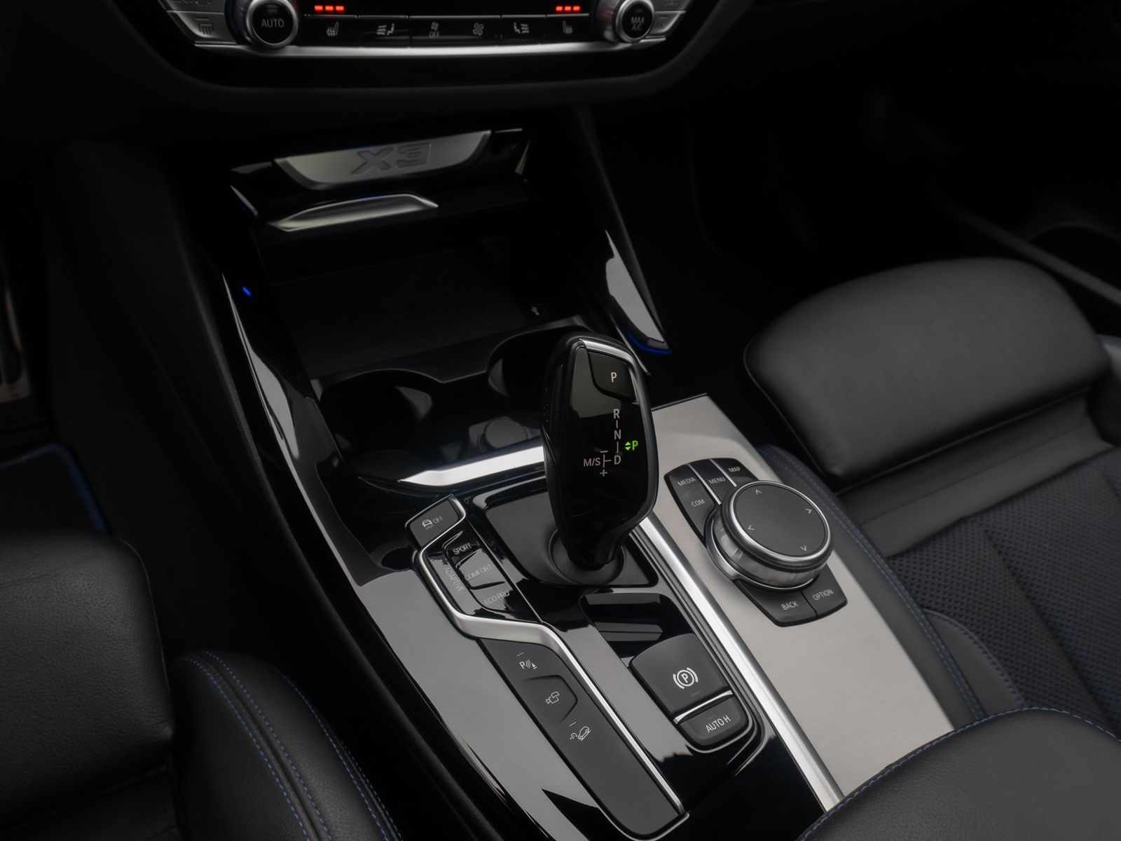 Fahrzeugabbildung BMW X3 xD20d M Sport 360&deg; AHK HUD H/K DAB Panorama