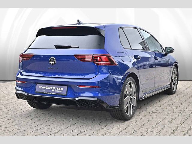 Volkswagen Golf VIII 1.5 l eTSI DSG R-Line Black Style foto 3