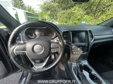 Jeep Grand Cherokee - 11