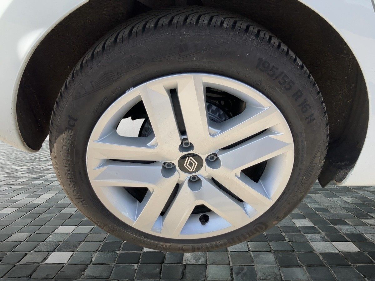 Renault Clio - Bild 11