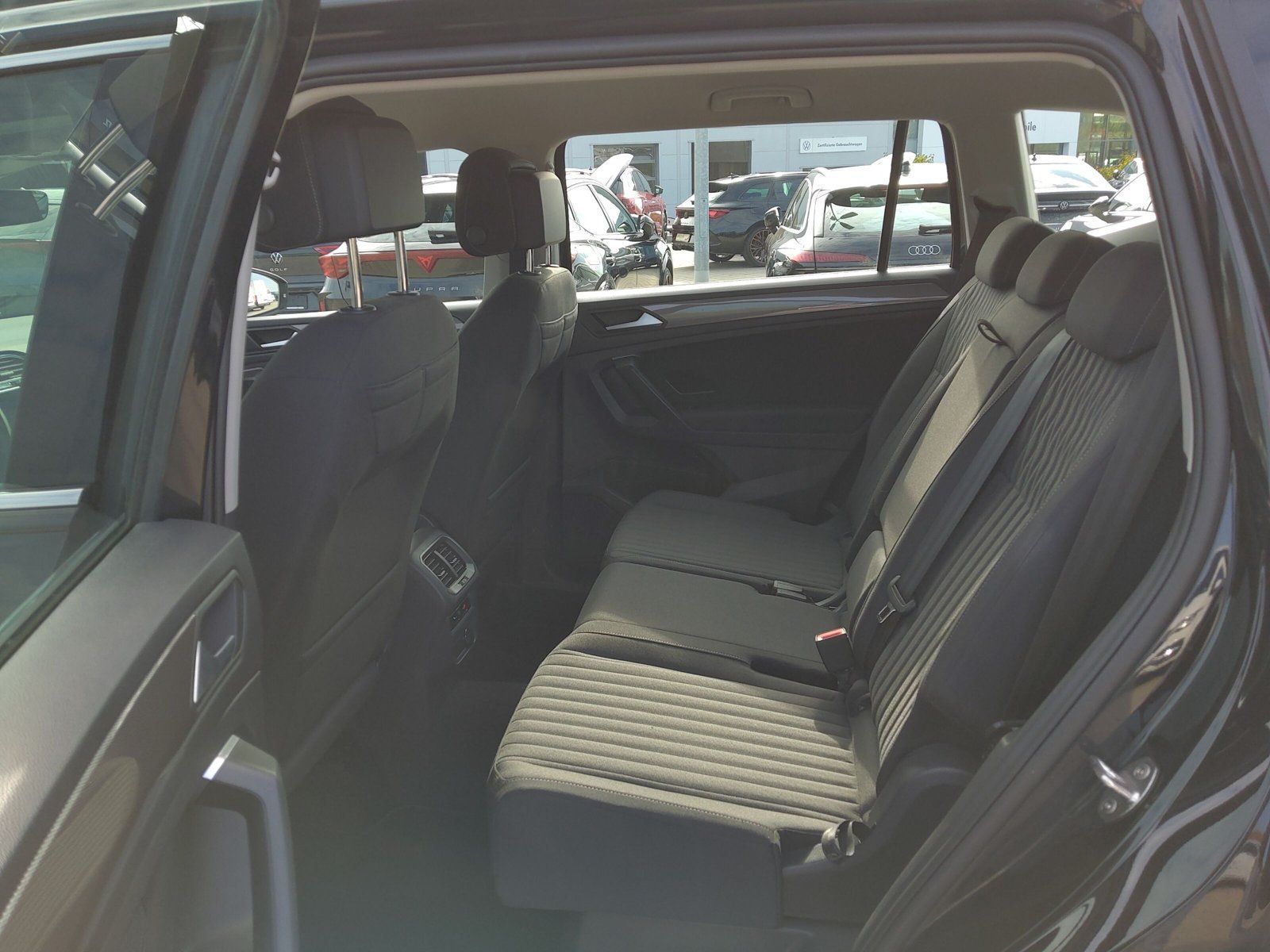 Volkswagen Tiguan Allspace - Bild 13