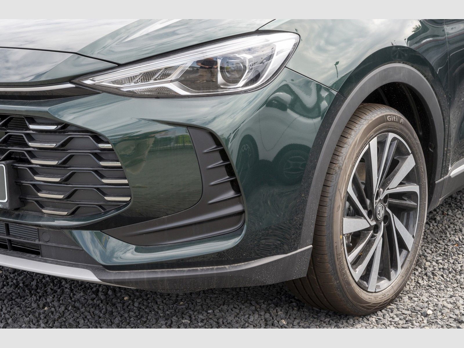 MG ZS