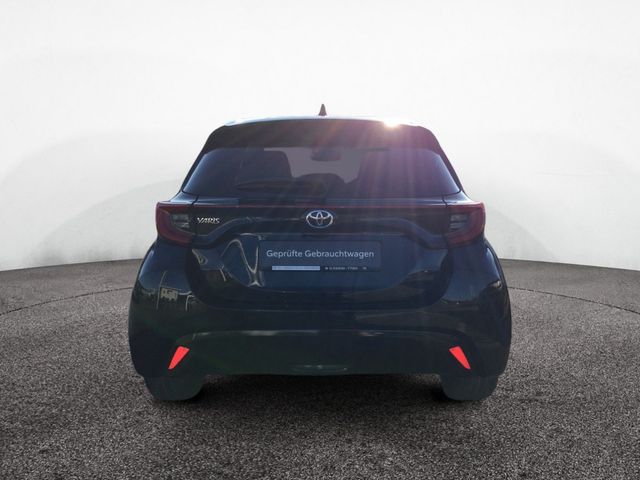 Yaris 1.5 Style KLIMA SHZ RÜCKFAHRKAMERA ACC LED