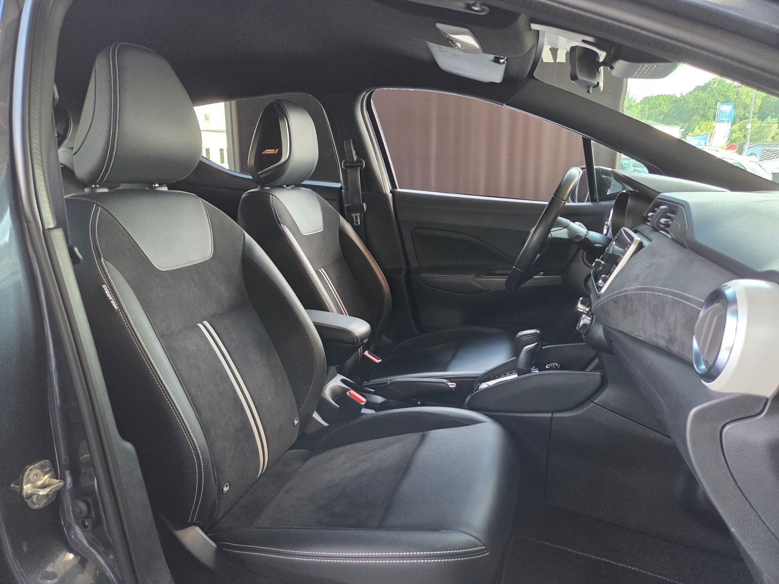 Fahrzeugabbildung Nissan Micra N-Sport Aut. BOSE KLIMA RFK SHZ ALU