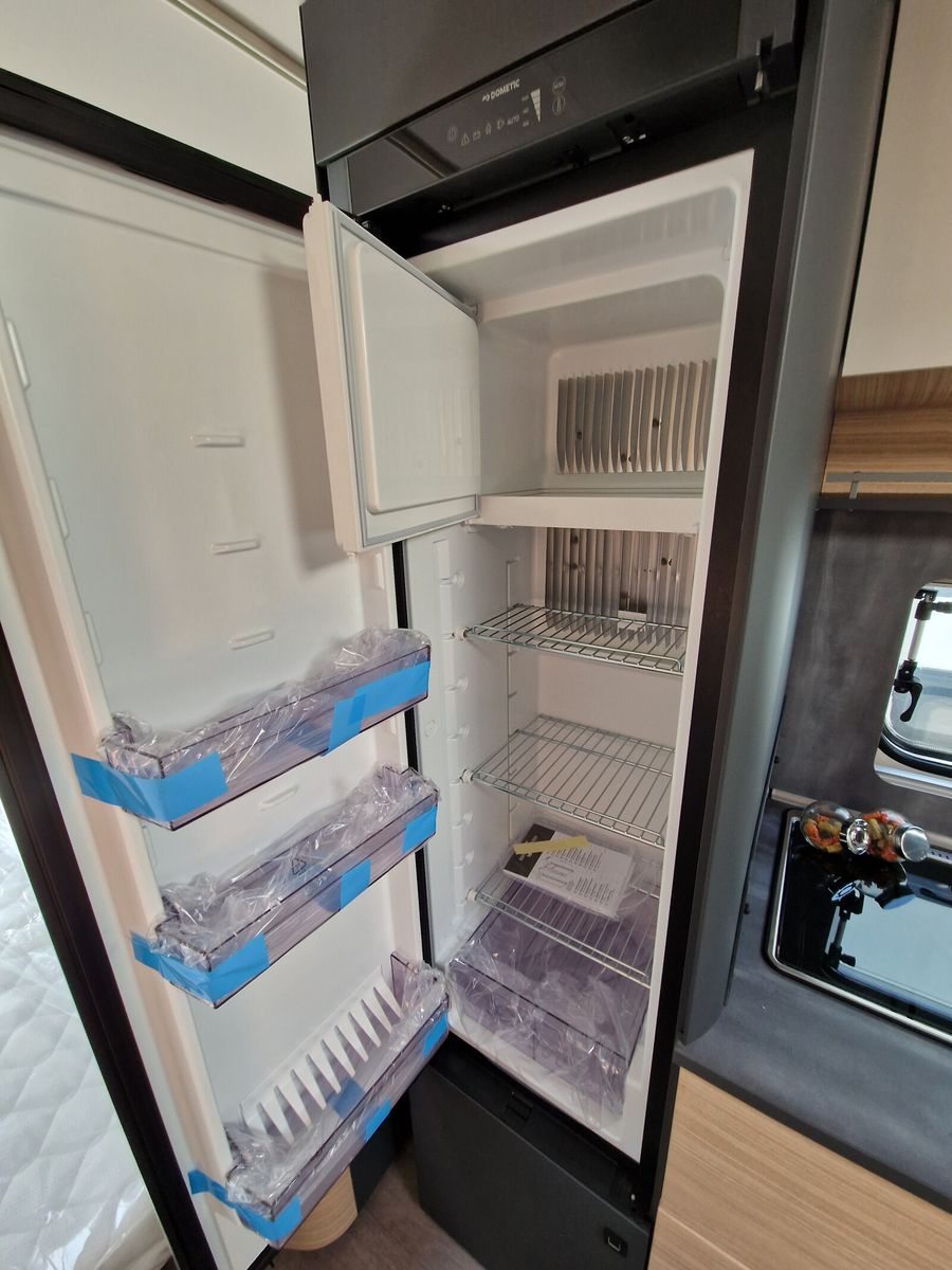 Fahrzeugabbildung Hobby Maxia 585 UL 2.000kg, Fußbodenerwärmung, uvm...