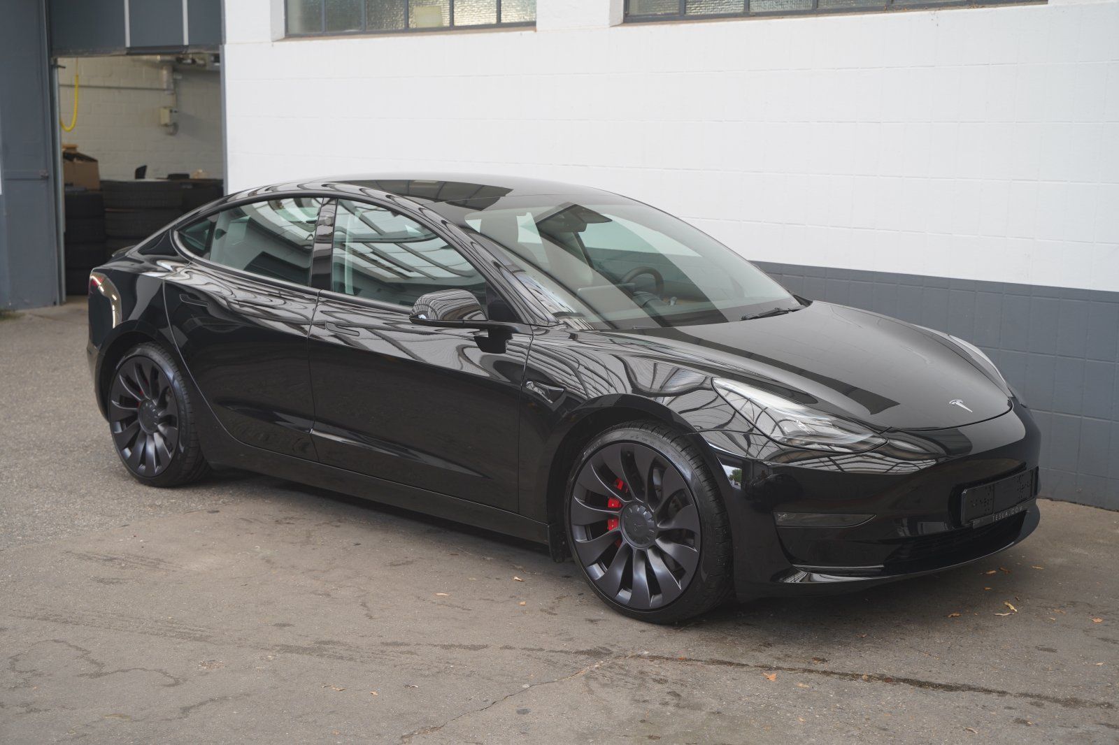 Tesla Model 3 Performance 1. Hand foto 20