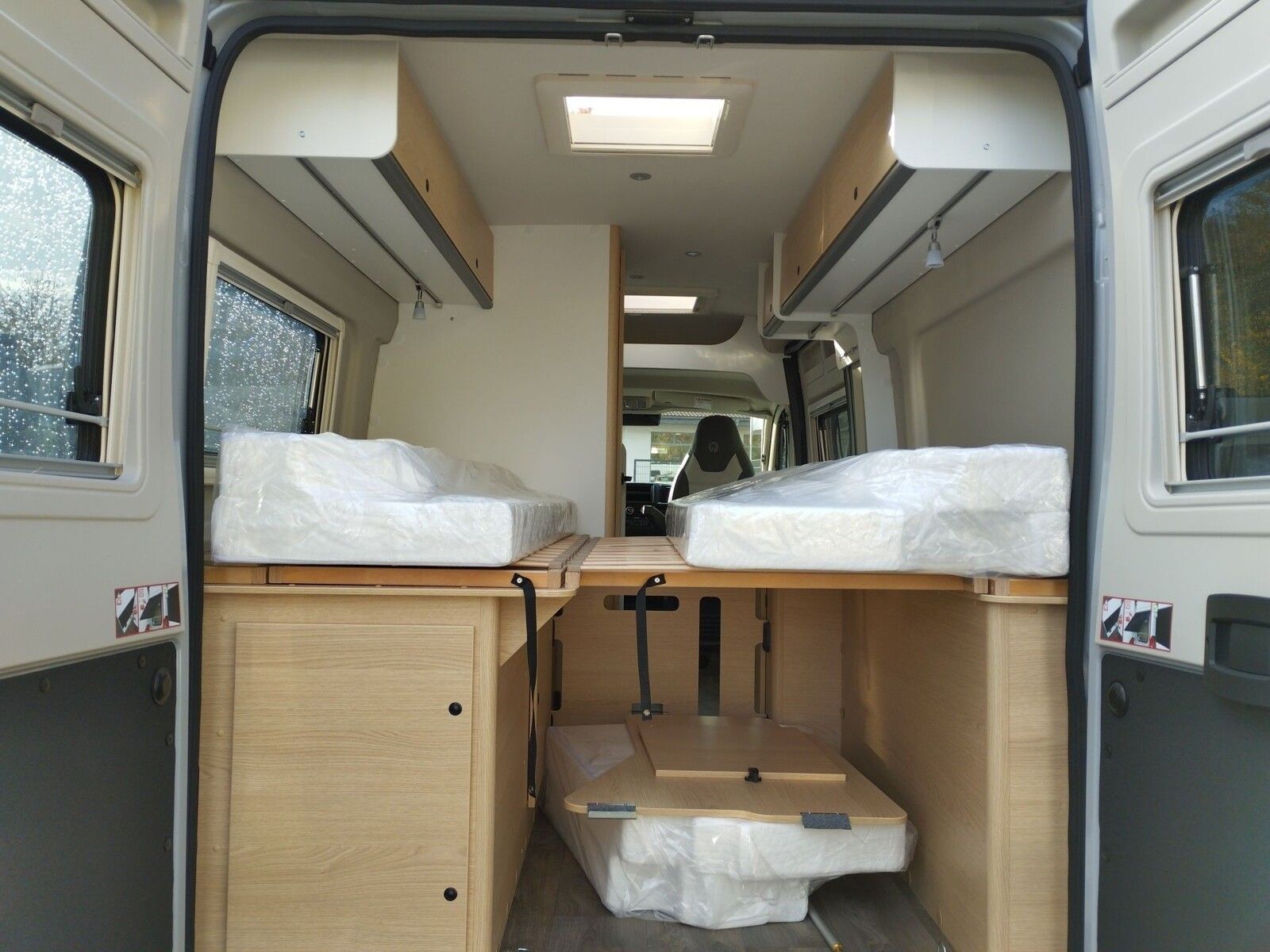 Fahrzeugabbildung Sunlight Adventure Cliff 602 Automatik, Dörr Edition, LTE