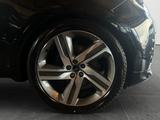 Land Rover Discovery D350AWD DYNAMIC HSE Massage StandHZ - Land Rover Discovery mit Diesel-Antrieb: Geländewagen, Automatik