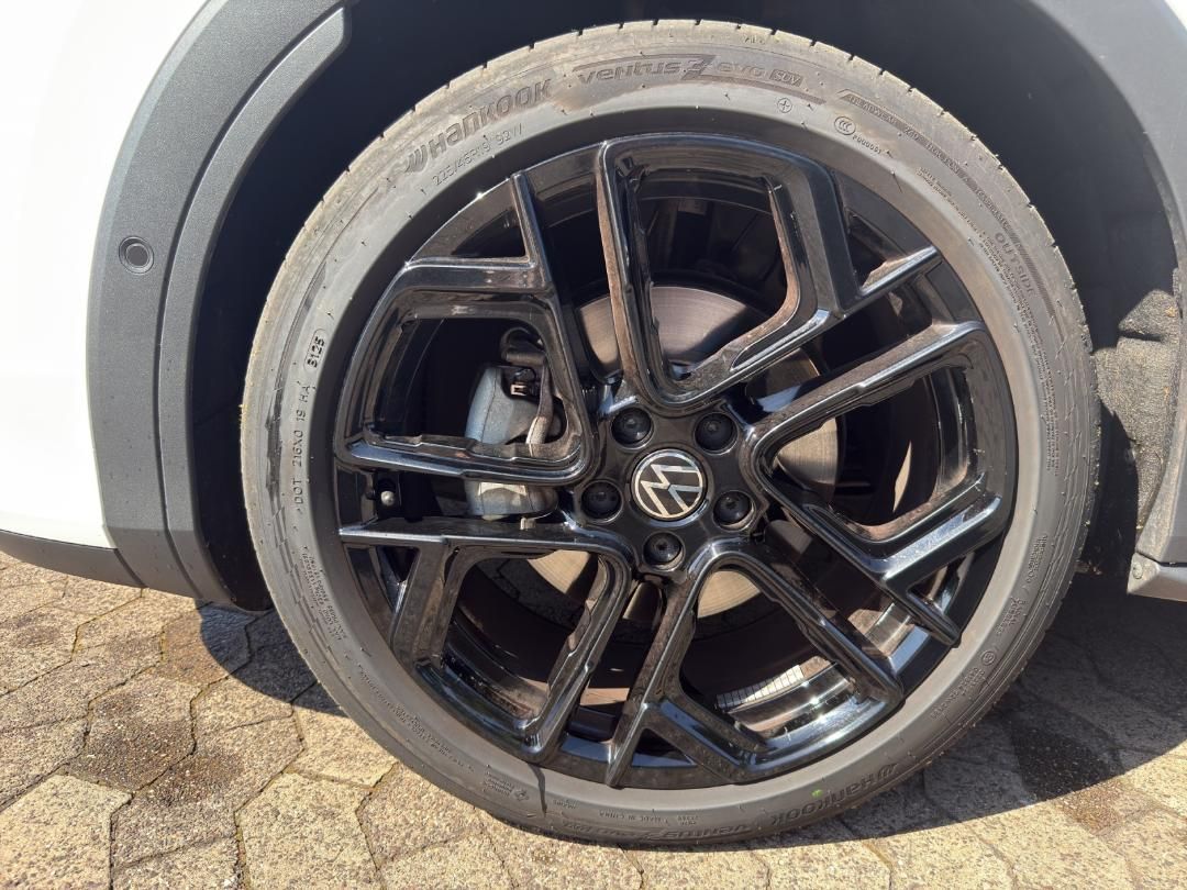 Fahrzeugabbildung Volkswagen T-Roc R-Line R-Line,Pano,Easy-Open,Sound System,