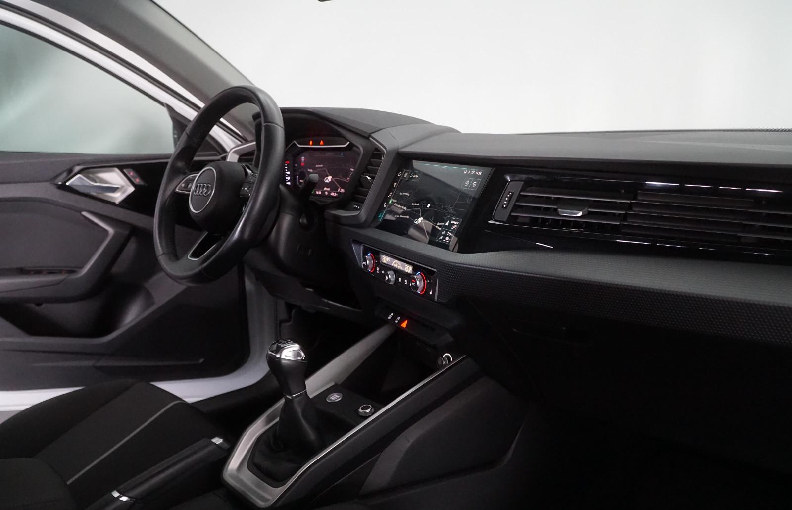Audi A1 Citycarver Gletscherweiß! Optik-Paket!, миниатюра 27