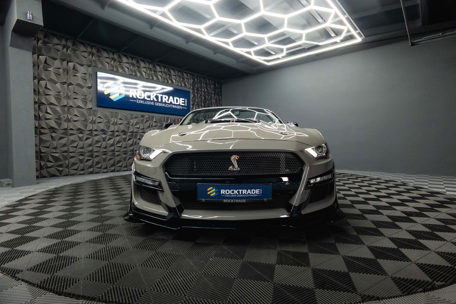 Fahrzeugabbildung Ford Mustang Shelby GT 500 5.0 V8 PREMIUM Performance