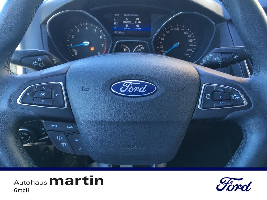 Fahrzeugabbildung Ford Focus 1.0 EcoBoost Titanium USB ALUFELGEN FACEL.