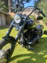 Harley-Davidson Street Bob Dyna 5HD1 1Hand  - HARLEY-DAVIDSON 2012 STREET BOB