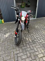 Aprilia SX 125 mit neuen Motor - Angebote entsprechen deinen Suchkriterien