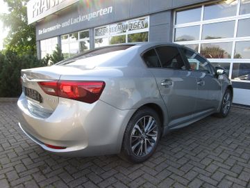 Toyota Avensis - 6