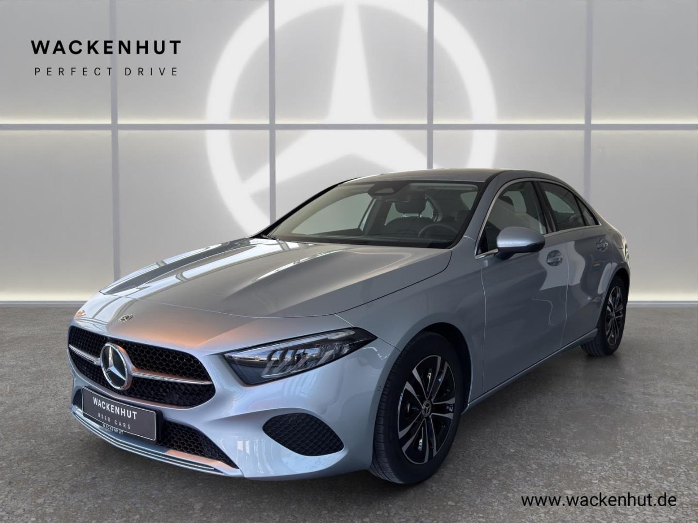 Mercedes-Benz A 180 Limousine Progressive Advanced LED Winter