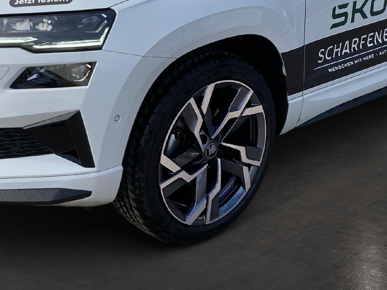 Skoda Karoq Sportline 4x4 *AHK,Pano,Sthz.*