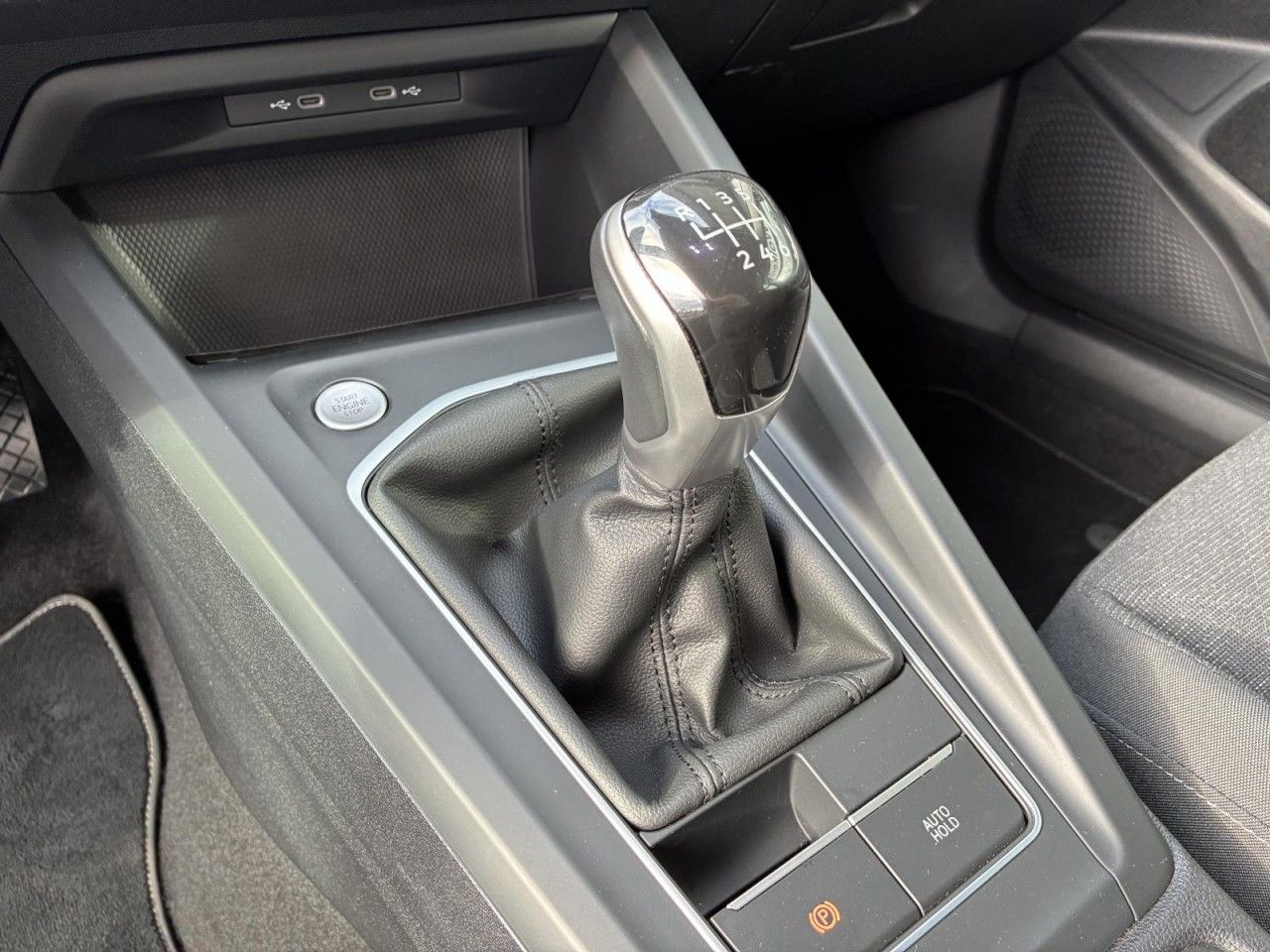 Volkswagen Golf - Bild 12