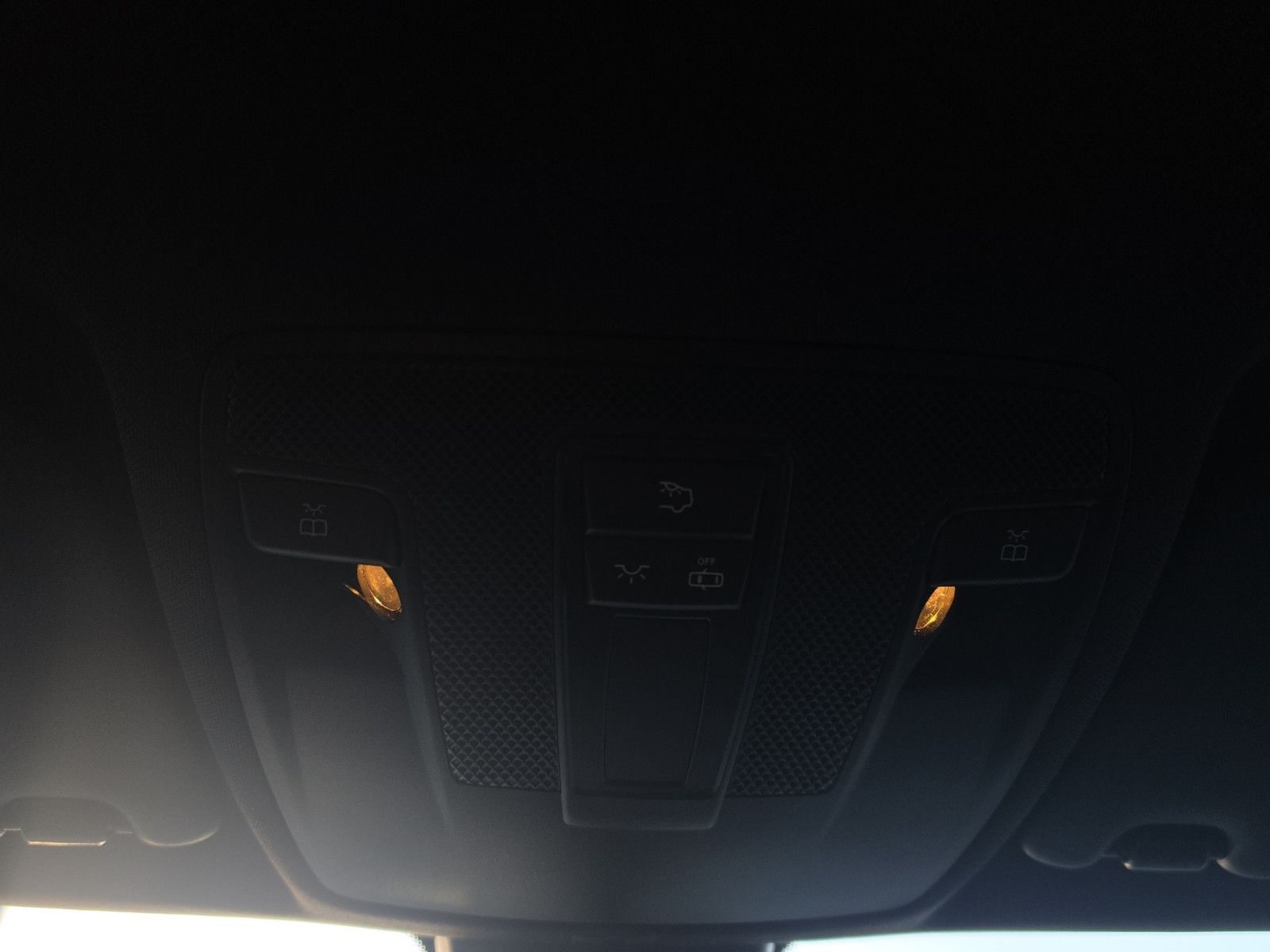 Fahrzeugabbildung Mercedes-Benz B 180 AUTOMATIK KAMERA TEMPOMAT SITZHEIZUNG NAVI