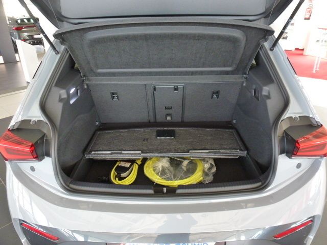 Fahrzeugabbildung CUPRA Born 77 kWh (231 PS) + NAVI + SHZ