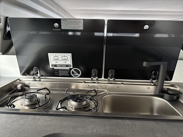 Fahrzeugabbildung Ford Tourneo Custom 2.0 320 L1 Nugget Titanium