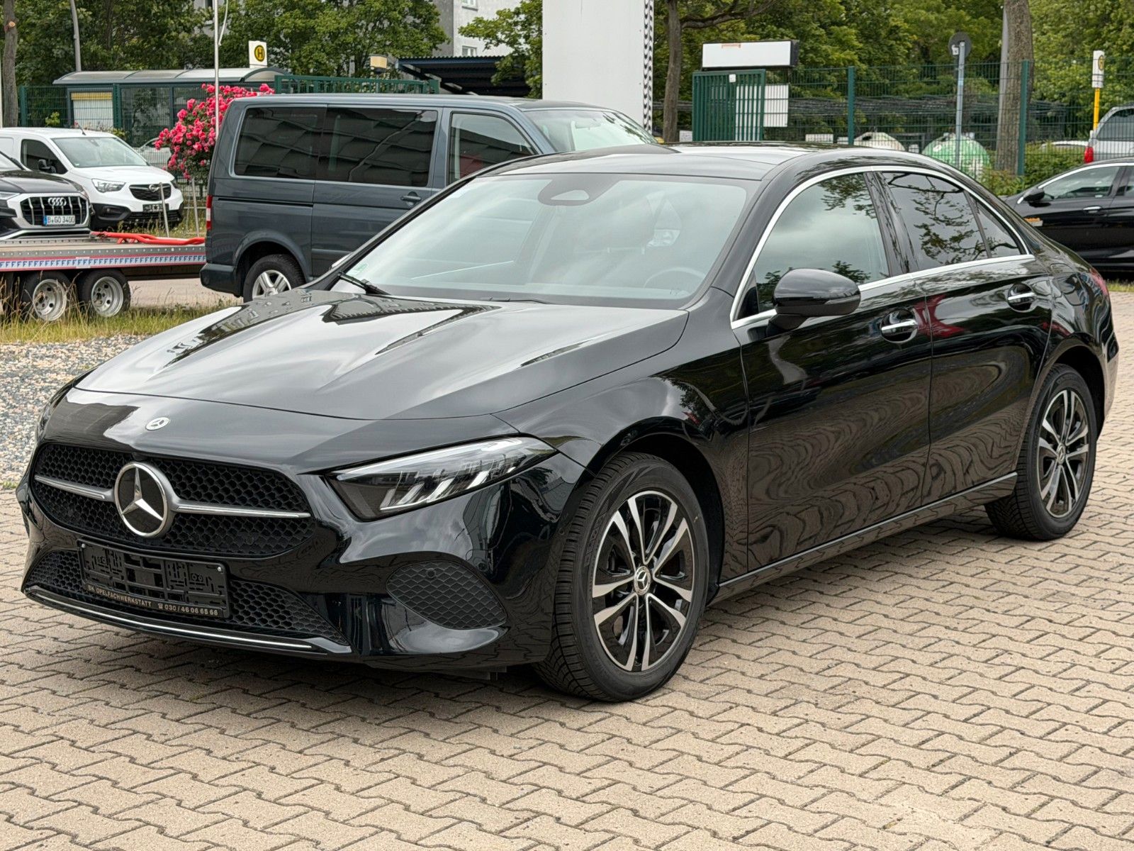 Mercedes-Benz A 250 A Limousine A 250 e PANORAMA LED NAVI M ME foto 2