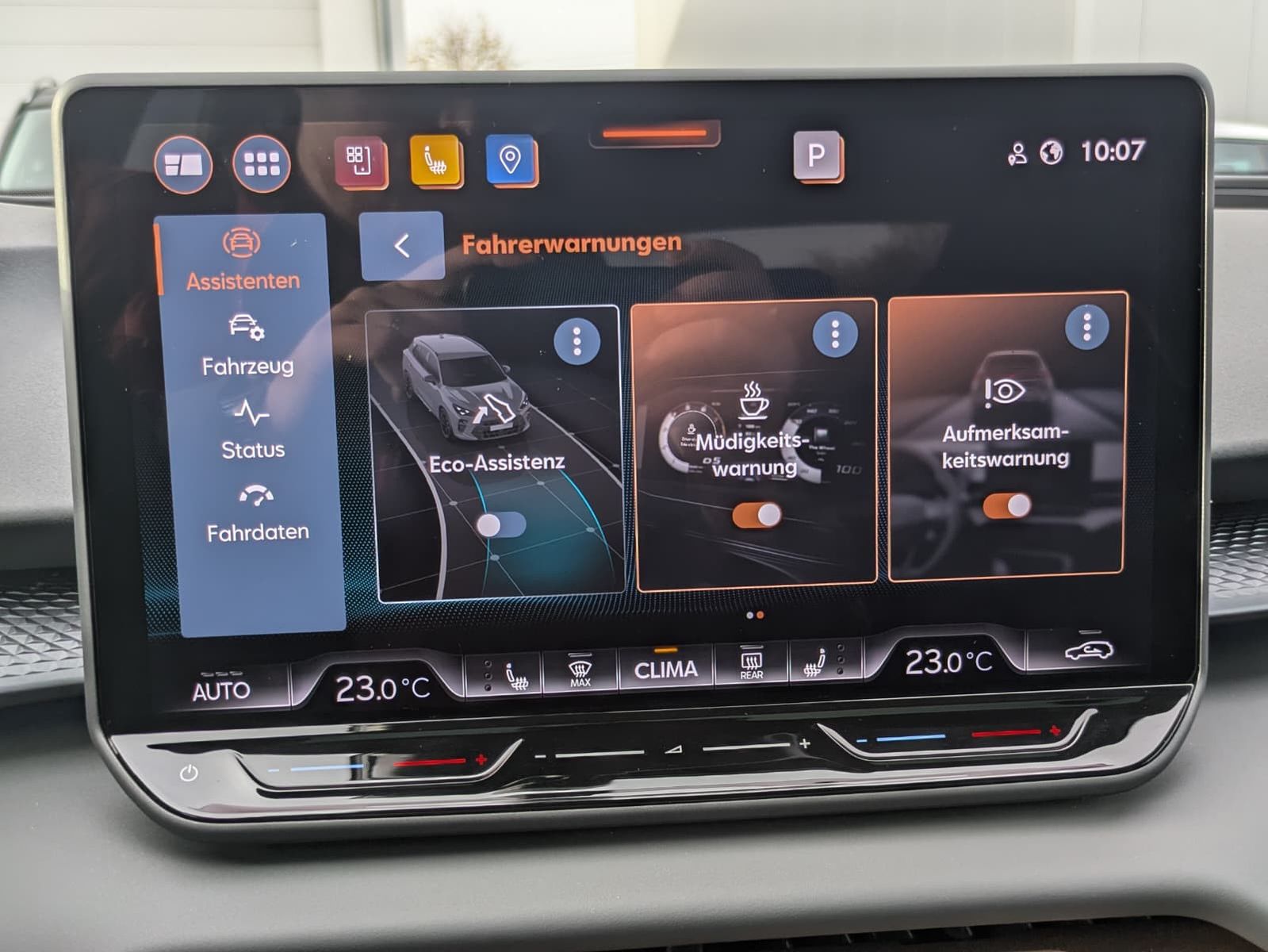 Fahrzeugabbildung CUPRA Terramar 2.0 TSI 4D VZ HUD*MATRIX*PANO*DCC*20"