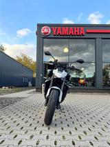 Yamaha MT-09 Y-AMT 35kW Vorführer - YAMAHA MT 09 Y AMT