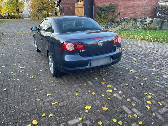 Volkswagen EOS 1,6 FSI  Cabrio mit Panoram...