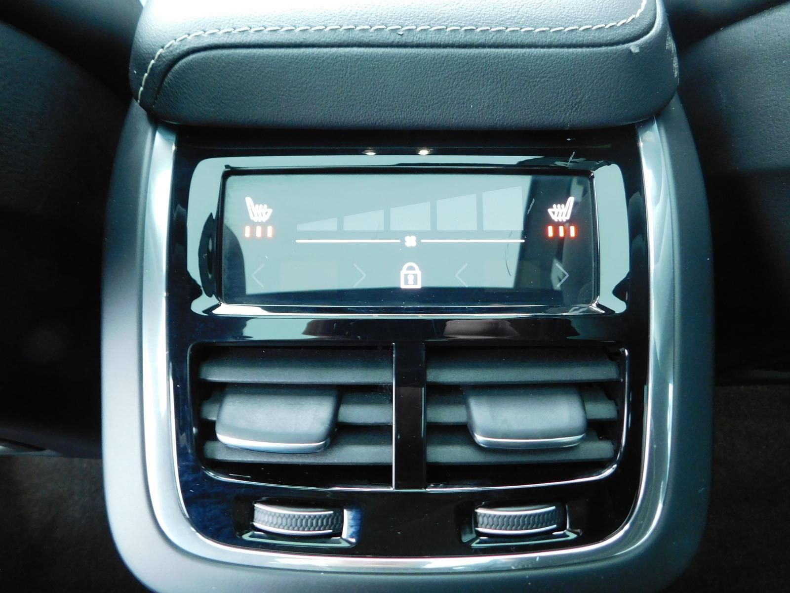 Fahrzeugabbildung Volvo XC60 D4 R-Design