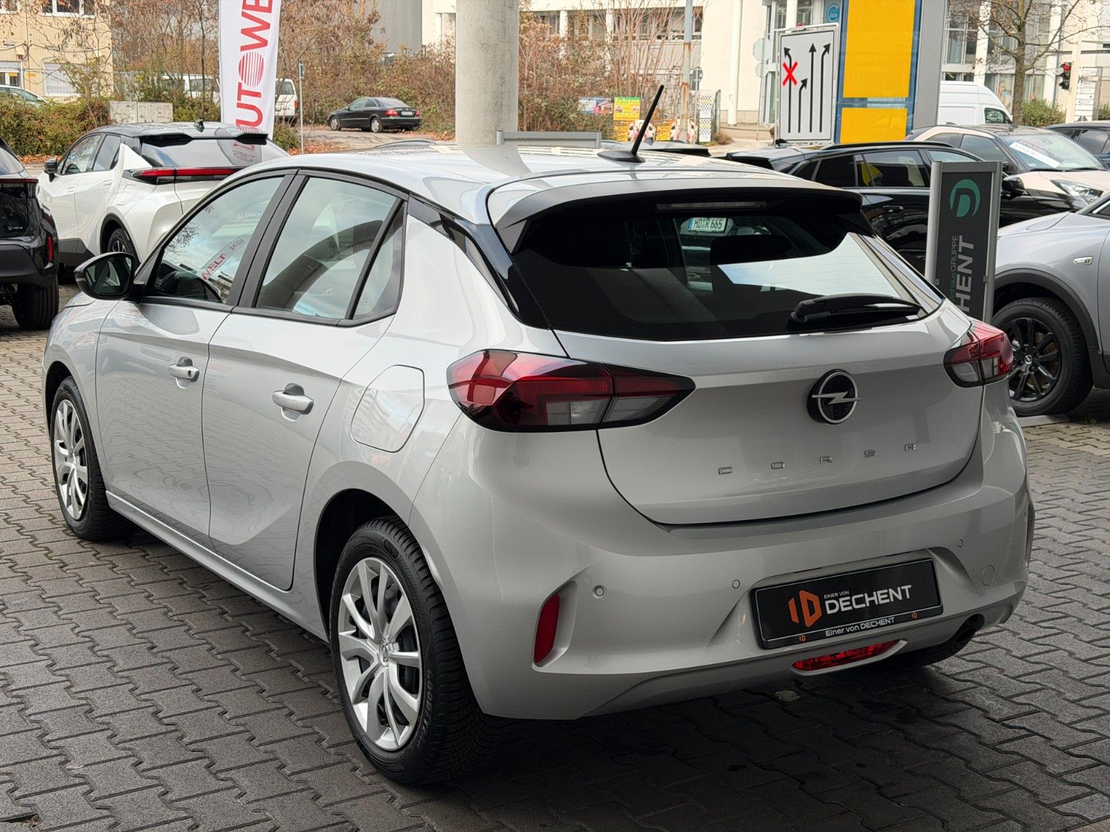 Fahrzeugabbildung Opel Corsa F Edition 100PS LED/Allwetter/Parkpilot!