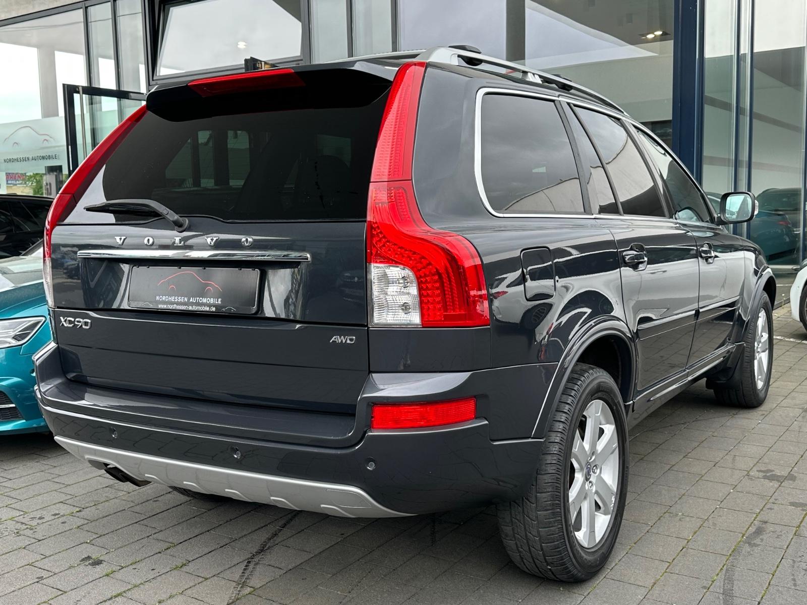 VOLVO XC90 D5 AWD - MOMENTUM - 200 Cv - BVA - BLUETOOTH - RÉGULATEUR DE VITESSE - 7 Places