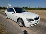 BMW 750i A - Rarität, Top gepflegt und 49Tkm  - weiße BMW 7er Reihe