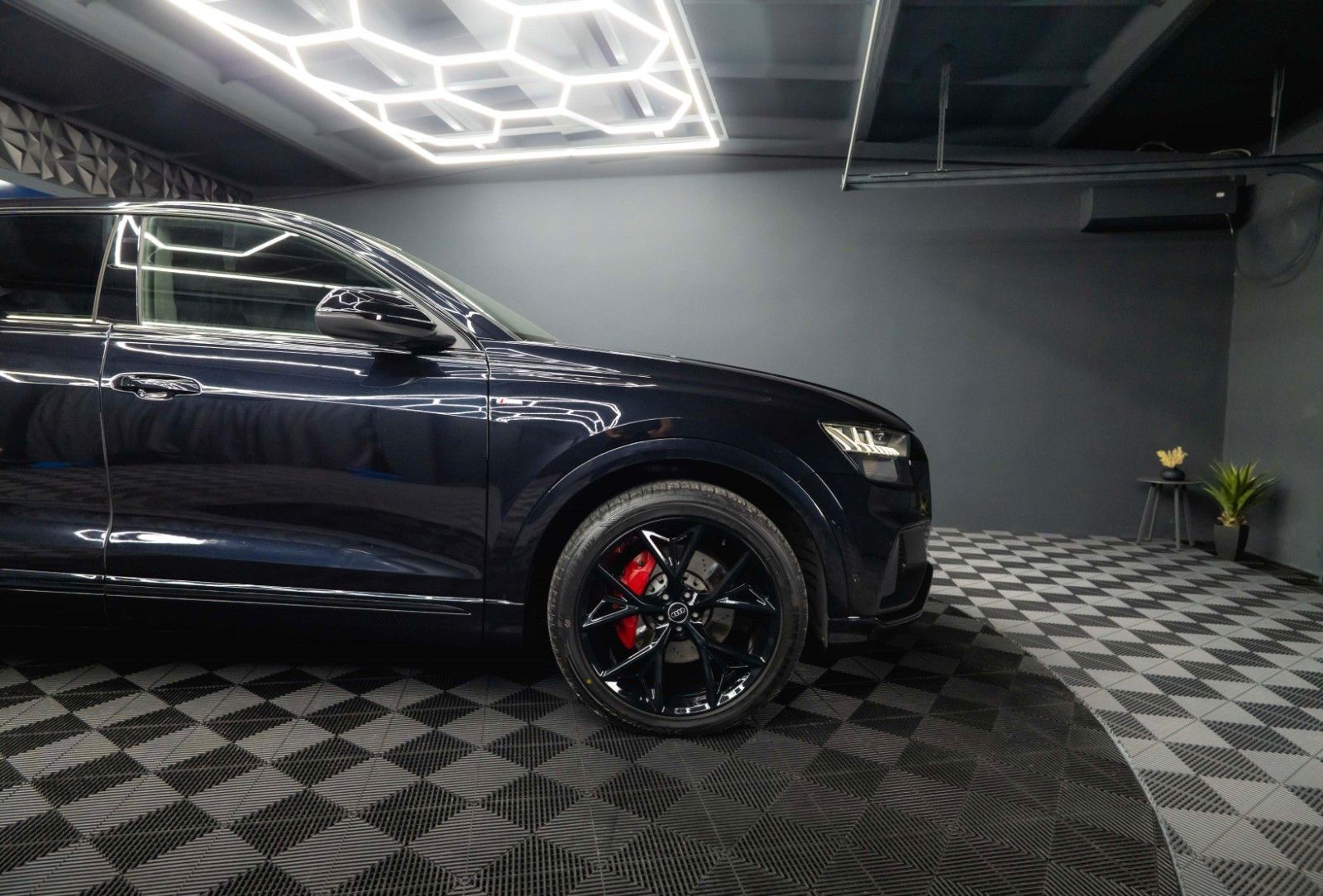 Fahrzeugabbildung Audi Q8 50 TDI quattro S-Line Black Design*ACC*22Zoll