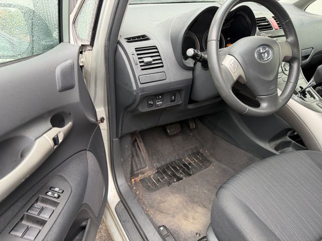Toyota Auris  Luna / Klimaaut