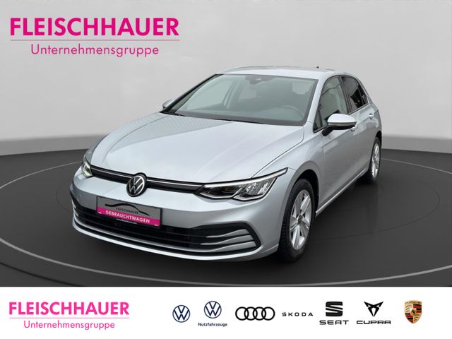 Volkswagen Golf VIII 1.5 TSI Life NAVI+DC+LED+ACC+APPLECAR.