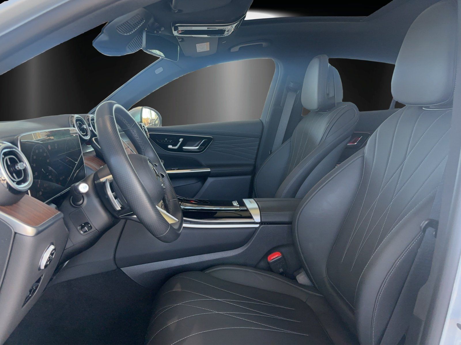 Fahrzeugabbildung Mercedes-Benz GLC300d Cpé AMG Premium AIRAMTIC Pano DISTRO AHK