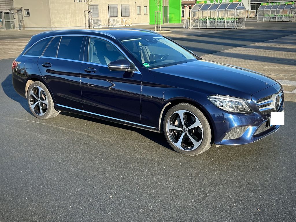 Image of Mercedes-Benz C 300