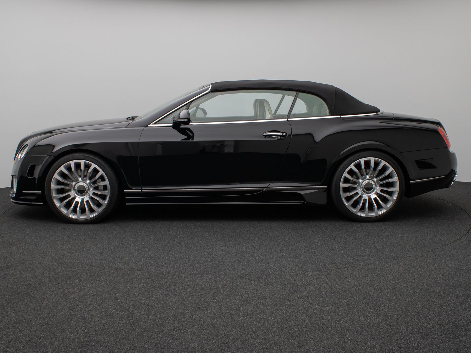 Fahrzeugabbildung Bentley Continental GTC MANSORY Speed Massage VOLL