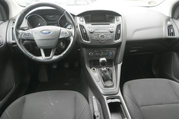 Ford Focus - 11