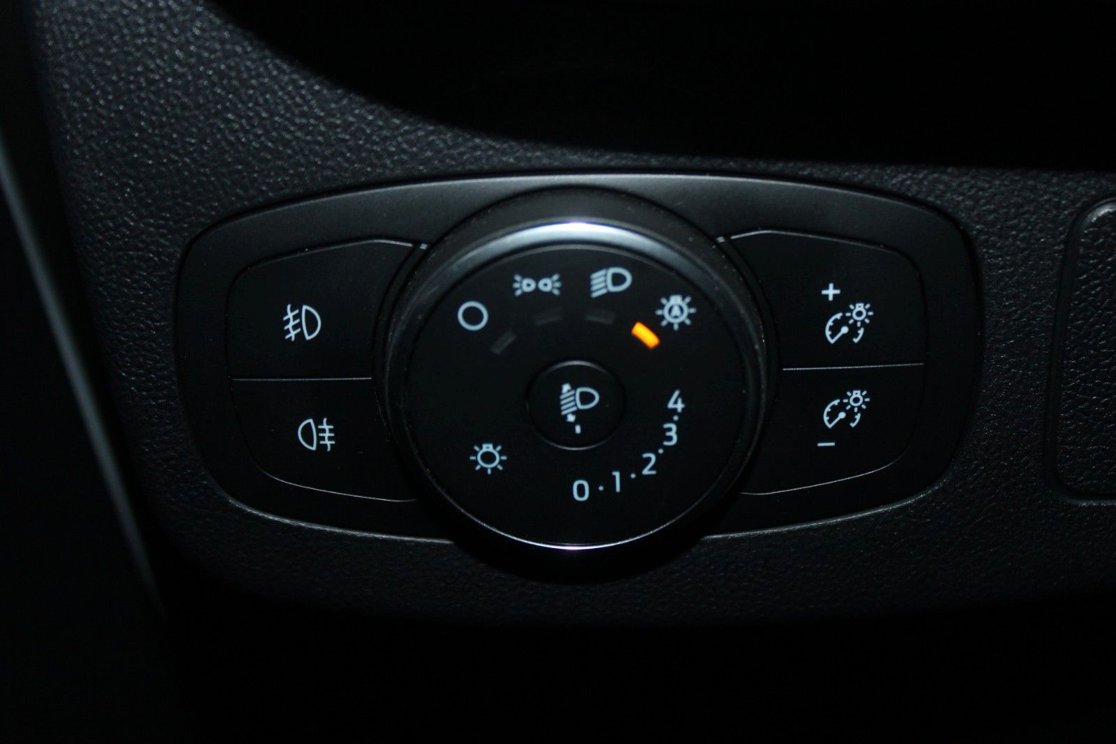 Fahrzeugabbildung Ford Puma MHEV Titanium AHK LED NAVI CAM WinterPaket