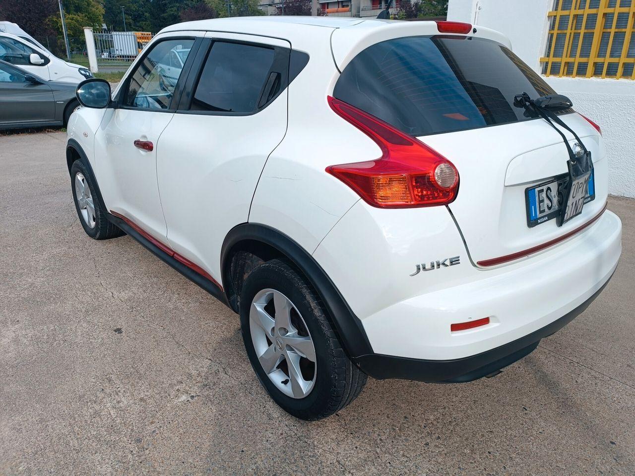 Nissan Juke 2013 — двигун 1.598 cm³, 94 HP (69kW)