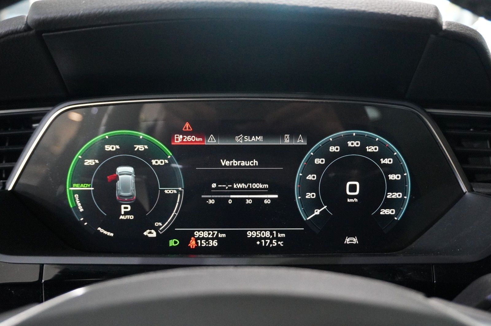 Fahrzeugabbildung Audi e-tron 50 quattro ADVANCED NAVI/LED/SPORT/SH/DAB