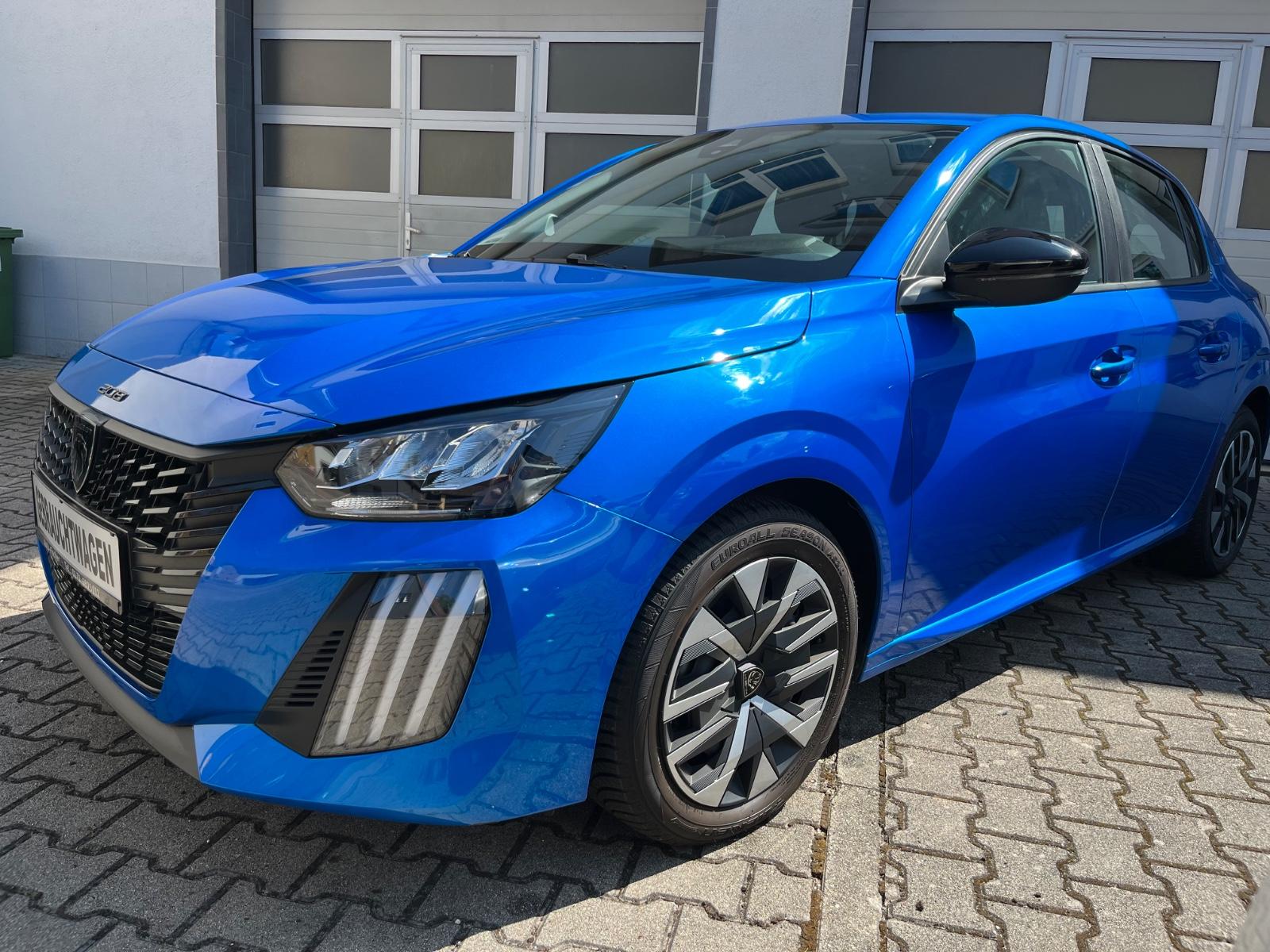 Peugeot 208 Active / Navi / Tempo / 1.Hand