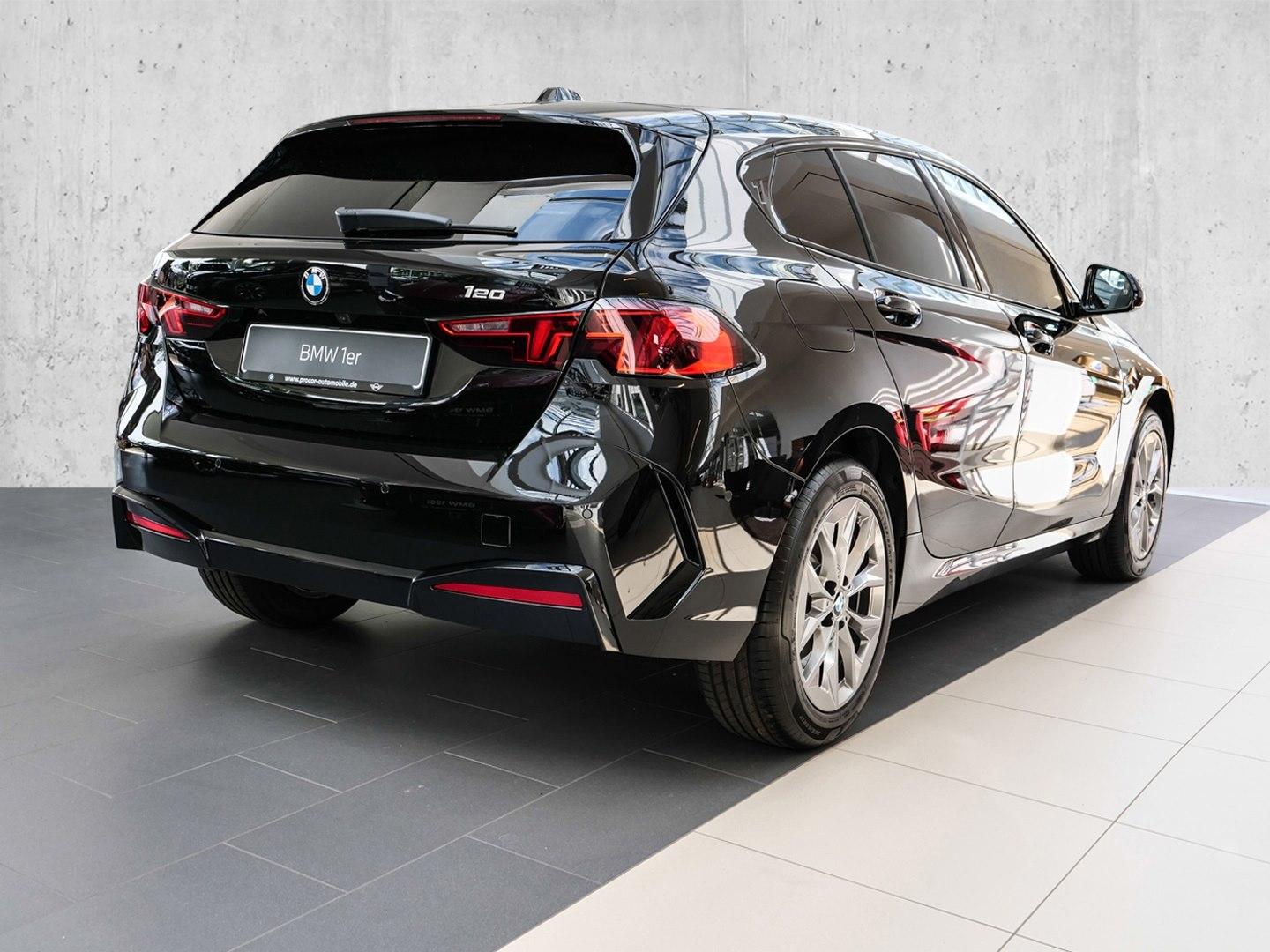 BMW 120 NAVI | LED | RFK | TEMPOMAT | PDC | DAB